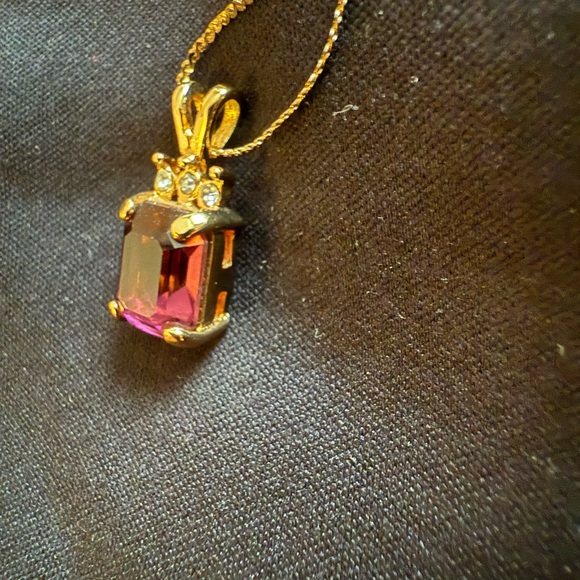 14k Gold Necklace with vintage Pendant - Picture 6 of 6